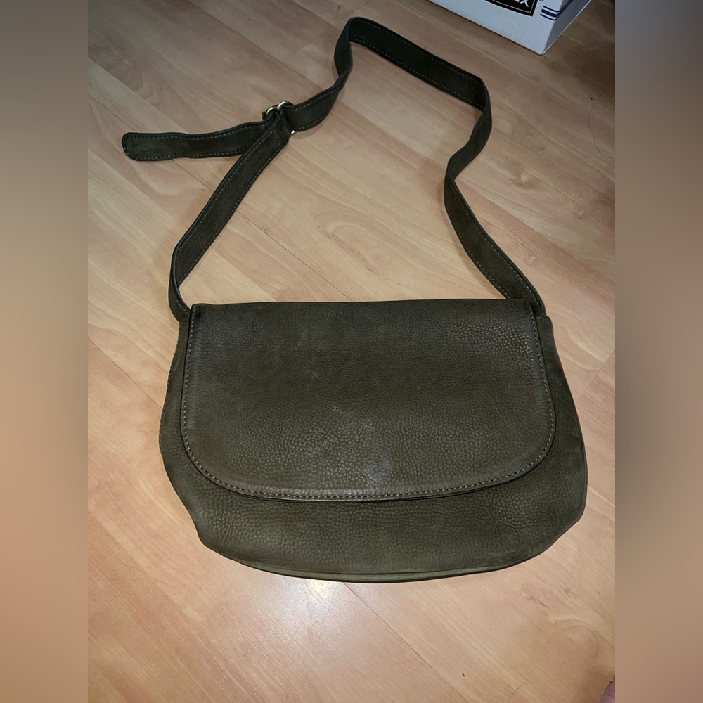 Coach shoulder bag, matte khaki green, pebbled leather vintage